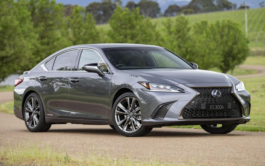 Lexus ES300h F-Sport (AU) '2019